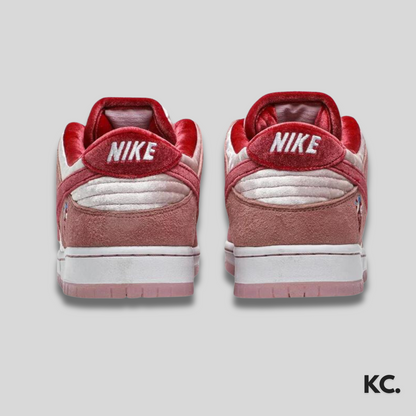 StrangeLove x Dunk Low SB 'Valentine's Day' Special Box Kick Culture Nike