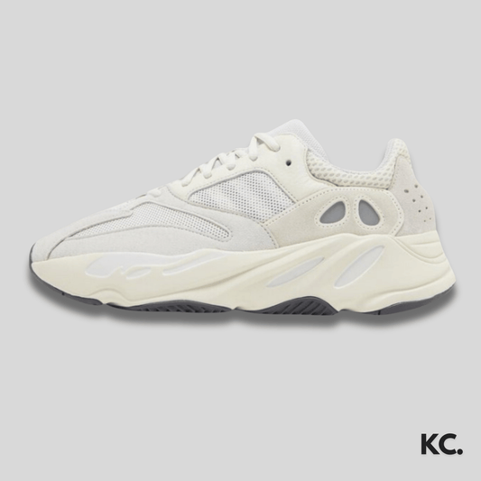 Yeezy Boost 700 'Analog' Kick Culture Adidas